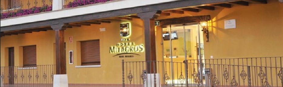 Hotel Milagros Rio Riaza Exterior photo